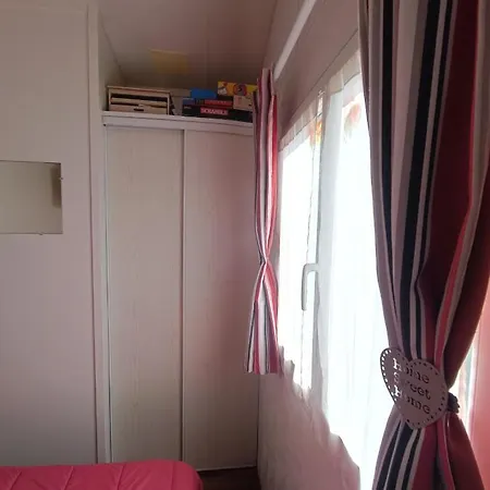 Mobil-home Le Petit Paradis 营地